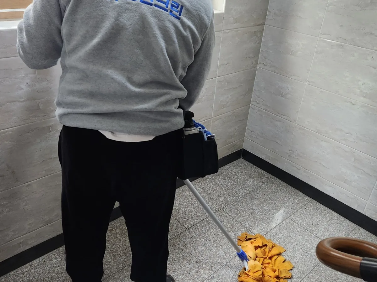 서해구 가정동 빌라 복도·대기 동선 야간 위생청소 사례 - 행진크린
