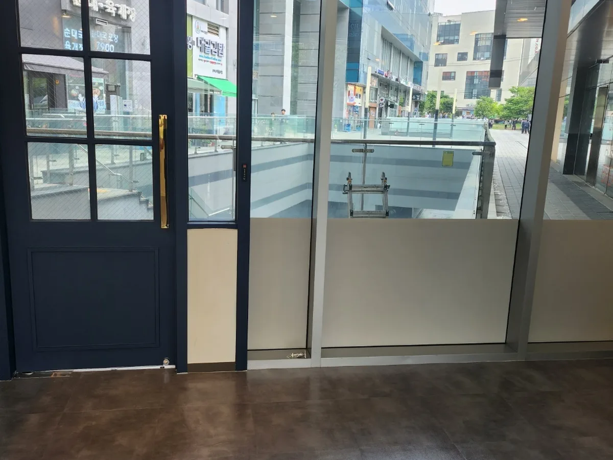 영종구 운남동 사무실 싱크대 붙박이장 위생청소 사례 - 행진크린